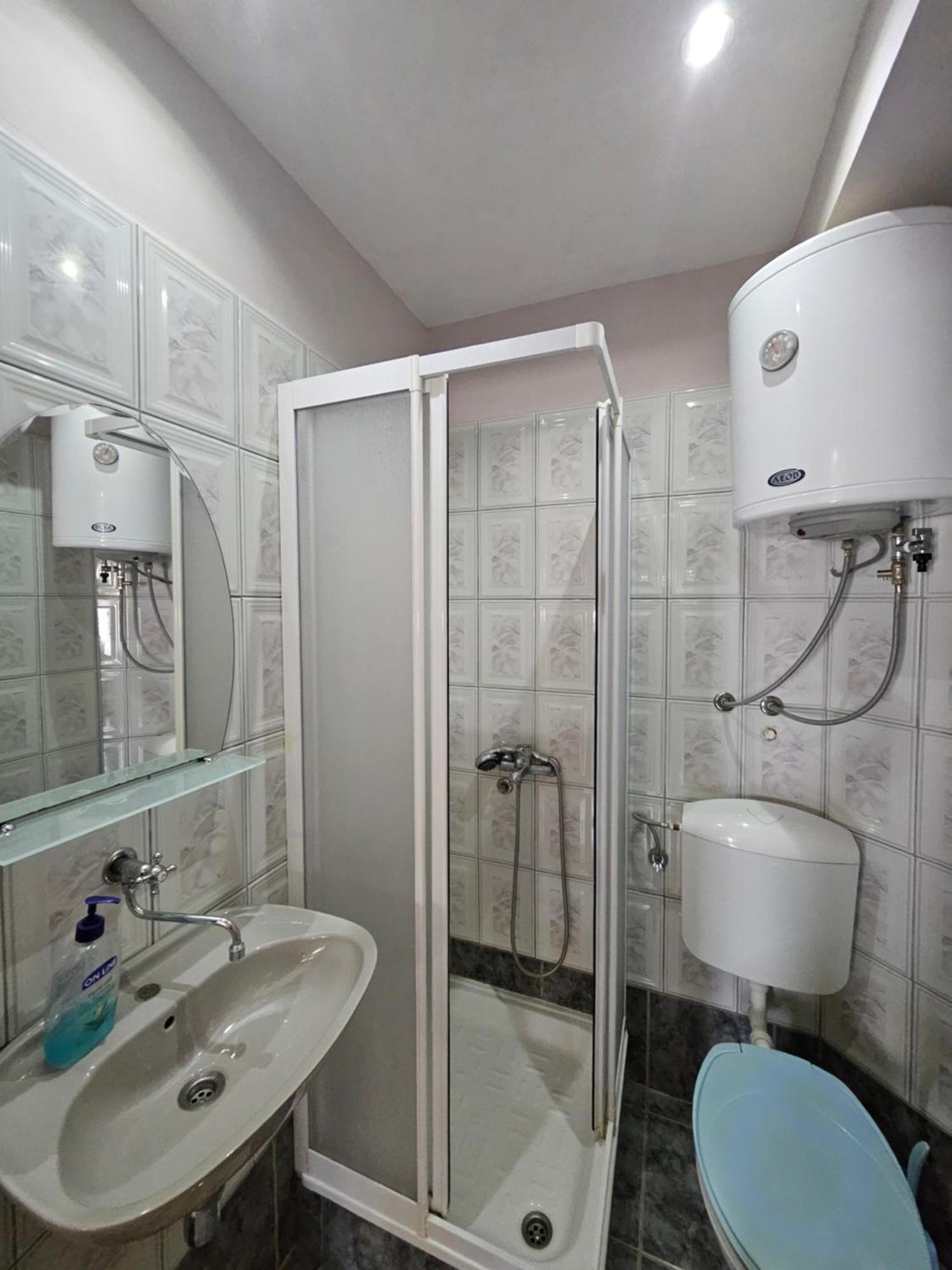 Villa Altiparmak Resen Екстериор снимка